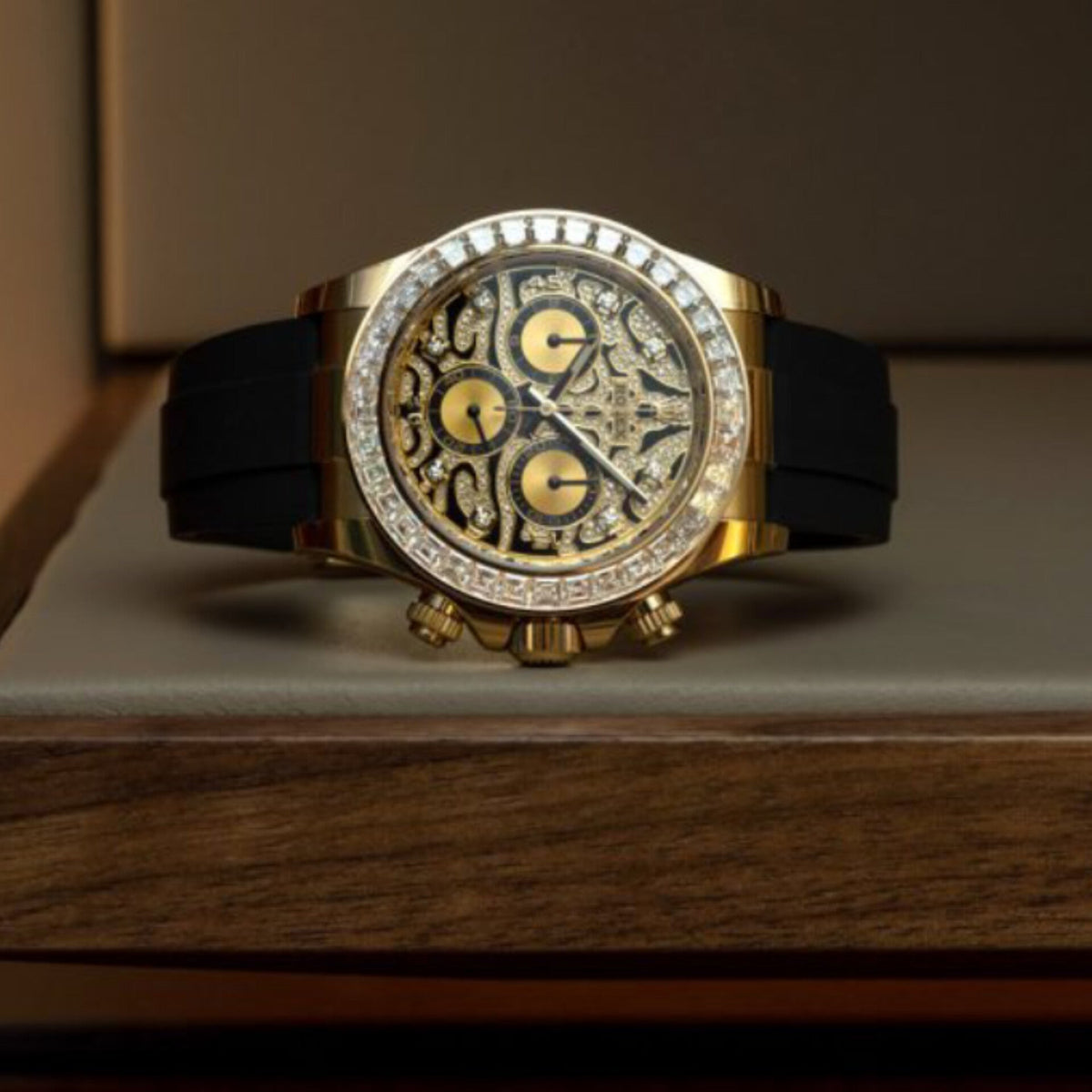 ROLEX EYE OF TIGER CHRONOGRAPH WATCH (GOLD)